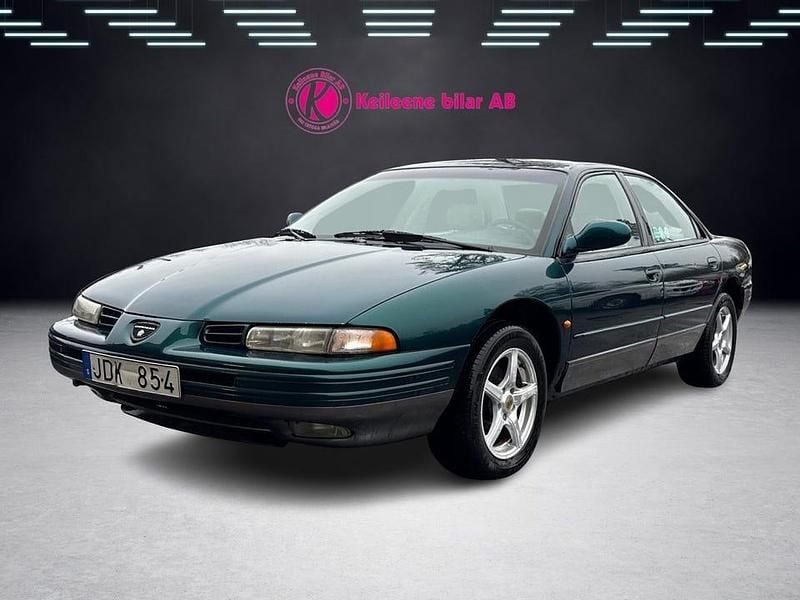 Begagnad Chrysler Vision 211 HK (155 kW) 1994 Grön Sedan