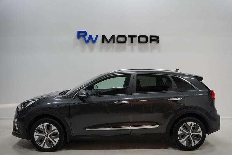 Begagnad Kia e-Niro Advance 150 kW (204 HK) 2021 Grå SUV