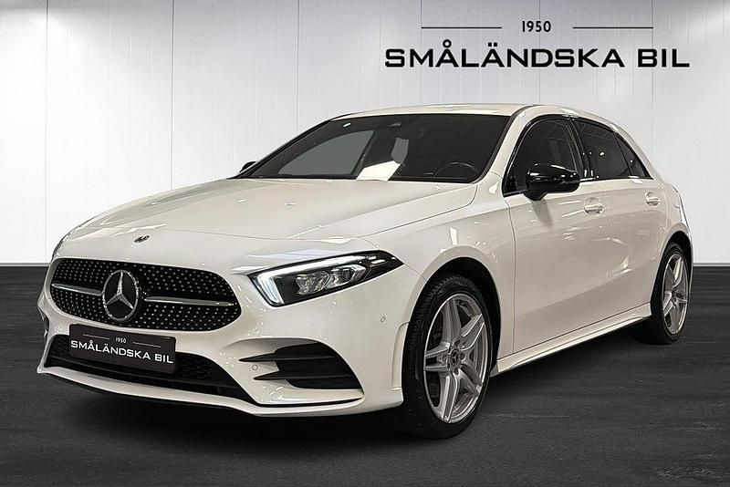 Begagnad Mercedes A250 AMG 160 HK (117 kW) 2022 Vit Halvkombi