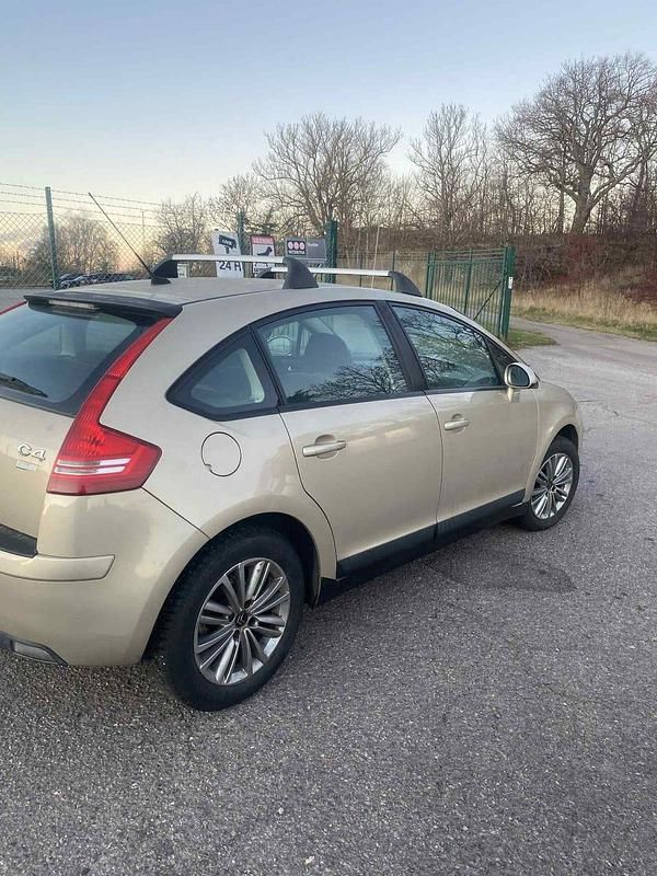 Begagnad 2008 Citroën C4 Halvkombi | 14 900 kr (Marknadspris) - Bild 1/4