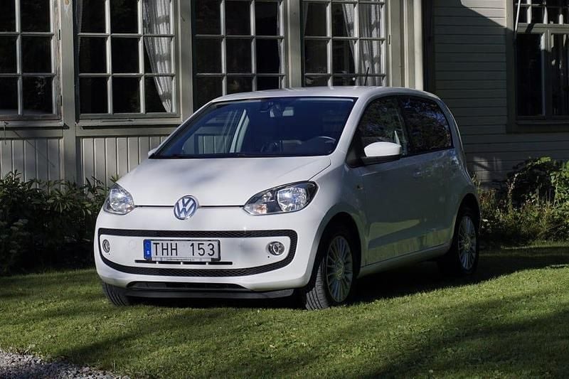 Begagnad VW up! high up! 75 HK (55 kW) 2014 Halvkombi
