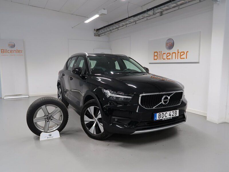 Svart Begagnad 2020 Volvo XC40 SUV | 329 900 kr (Bra pris) - Bild 1/3