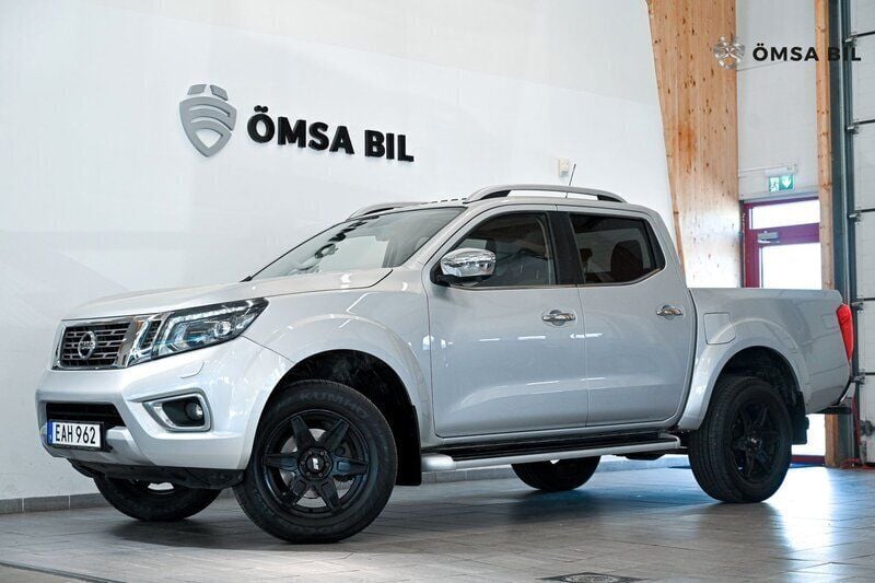 Silver Begagnad 2019 Nissan Navara 360º Pickup | 247 800 kr (Superpris) - Bild 1/4