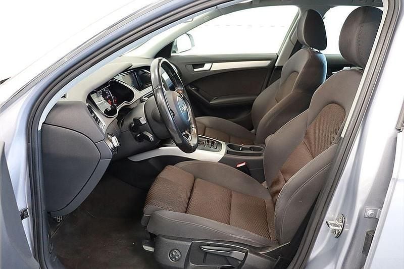 Begagnad Audi A4 Allroad 190 HK (139 kW) 2014 Silver Kombi
