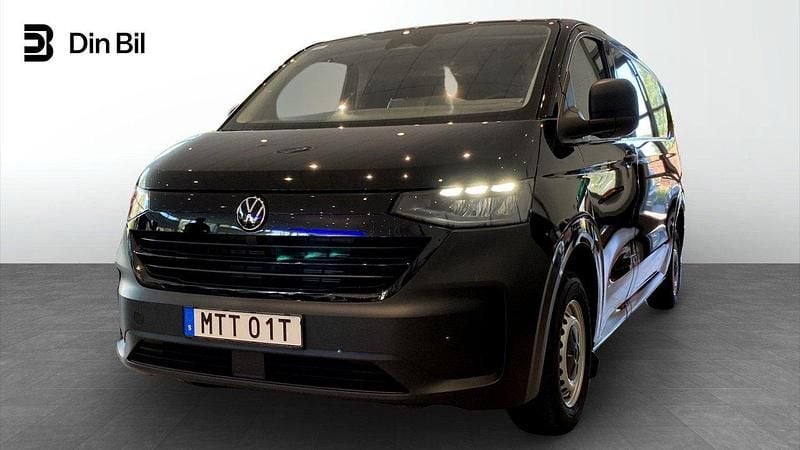 Svart (midnight black metallic) Ny 2025 VW T6.1 Van | 523 375 kr (Lite dyr) - Bild 1/4