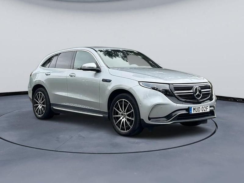 Silver (hightech silver metallic) Begagnad 2020 Mercedes EQC400 AMG Line Premium Plus SUV | 429 900 kr (Marknadspris) - Bild 1/4