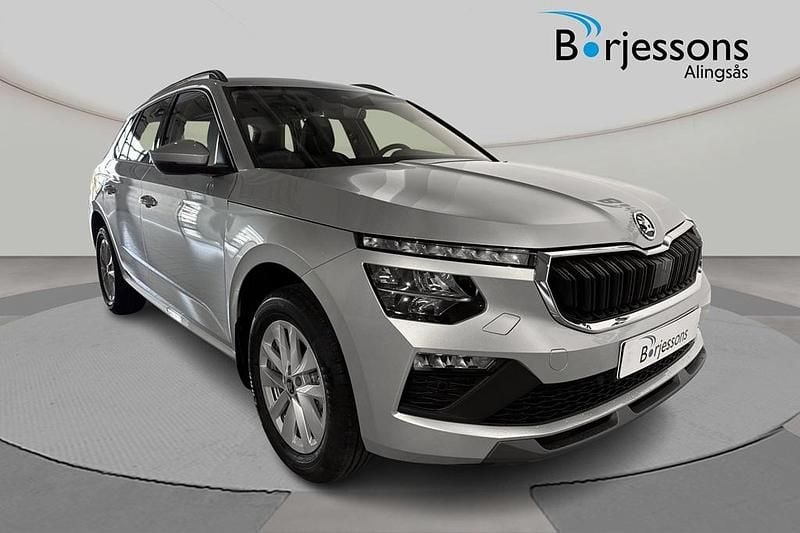 Silver Ny 2026 Skoda Kamiq SUV | 311 300 kr (Marknadspris) - Bild 1/4