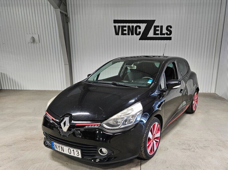 Svart Begagnad 2013 Renault Clio IV Halvkombi | 99 000 kr (Dyr) - Bild 1/4