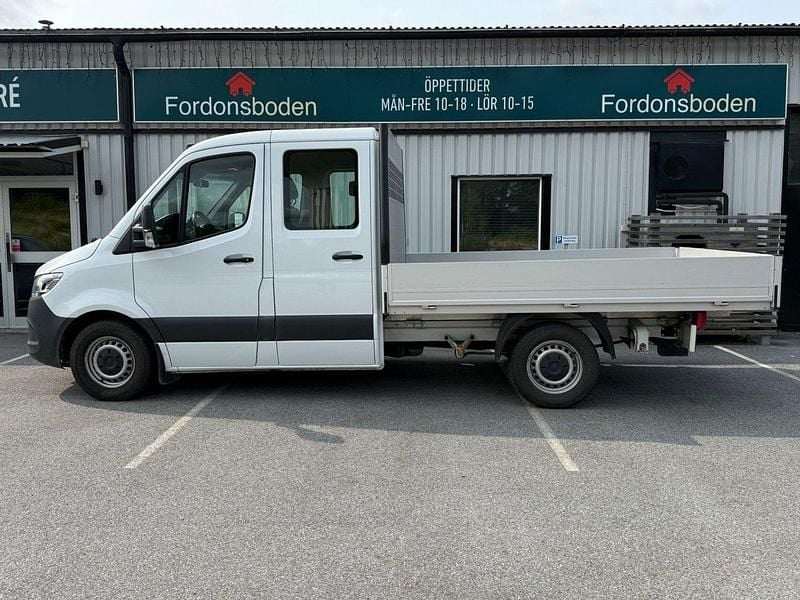Flerfärgad (vit) Begagnad 2019 Mercedes Sprinter Van | 399 800 kr - Bild 1/4