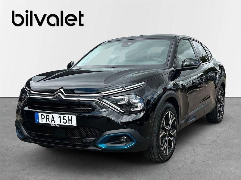 Svart Begagnad 2022 Citroën e-C4 Exclusive Sedan | 249 900 kr (Marknadspris) - Bild 1/4