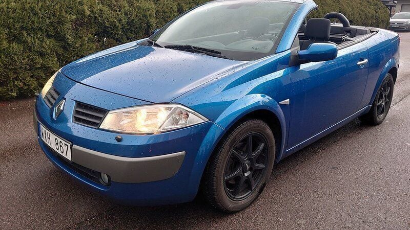 Blå Begagnad 2005 Renault Mégane Cabriolet Cab | 39 900 kr (Bra pris) - Bild 1/4