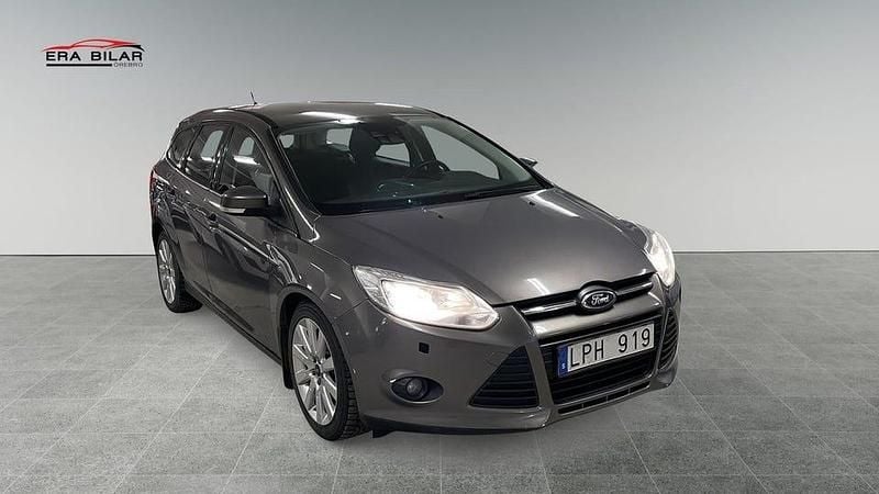 Brun Begagnad 2011 Ford Focus Trend Kombi | 54 800 kr (Marknadspris) - Bild 1/4