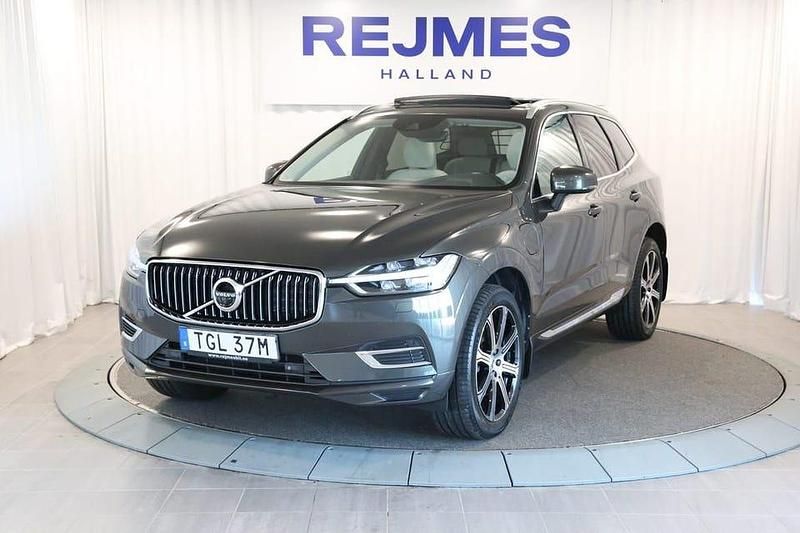 Grå Begagnad 2019 Volvo XC60 Inscription SUV | 339 500 kr (Marknadspris) - Bild 1/4