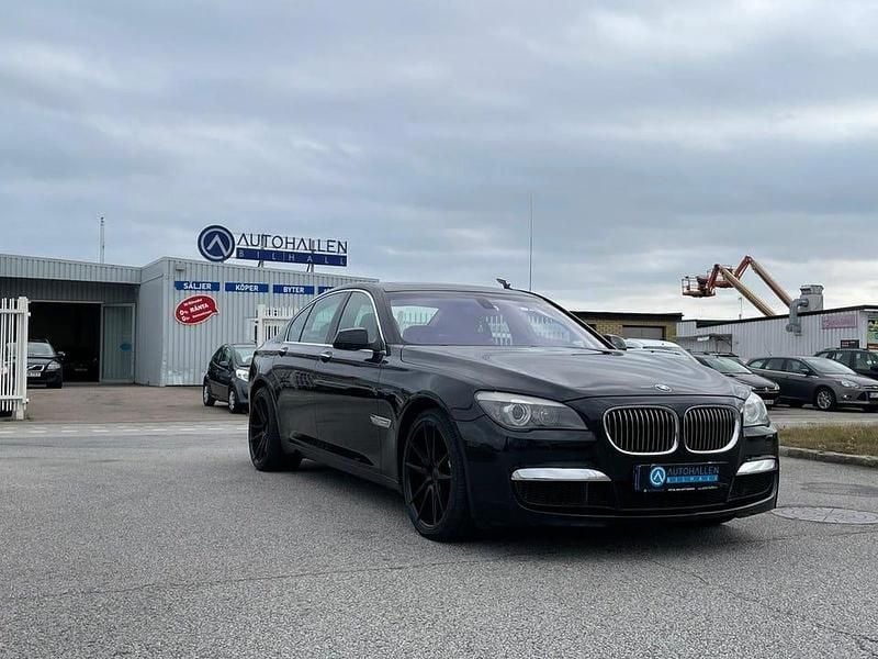 Begagnad BMW 750 408 HK (300 kW) 2008 Svart Sedan