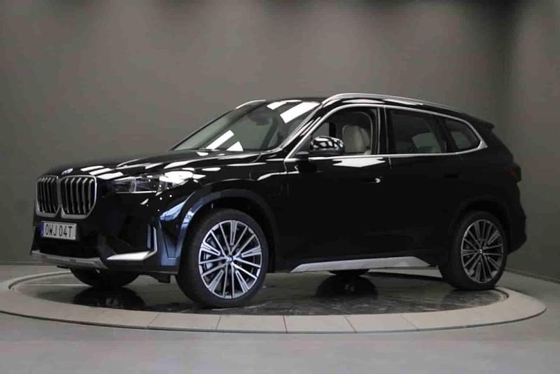 Svart Ny 2026 BMW X1 SUV | 639 000 kr - Bild 1/1