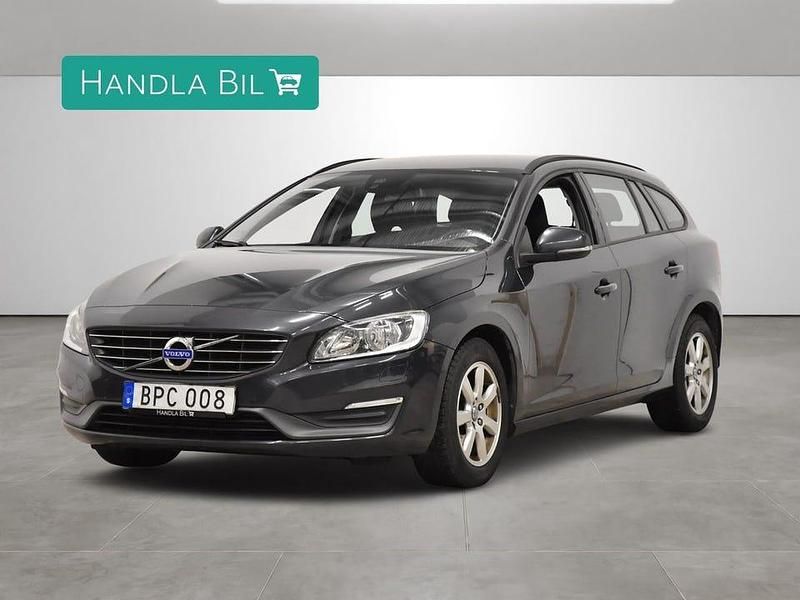 Grå Begagnad 2014 Volvo V60 Kombi | 124 700 kr (Marknadspris) - Bild 1/4