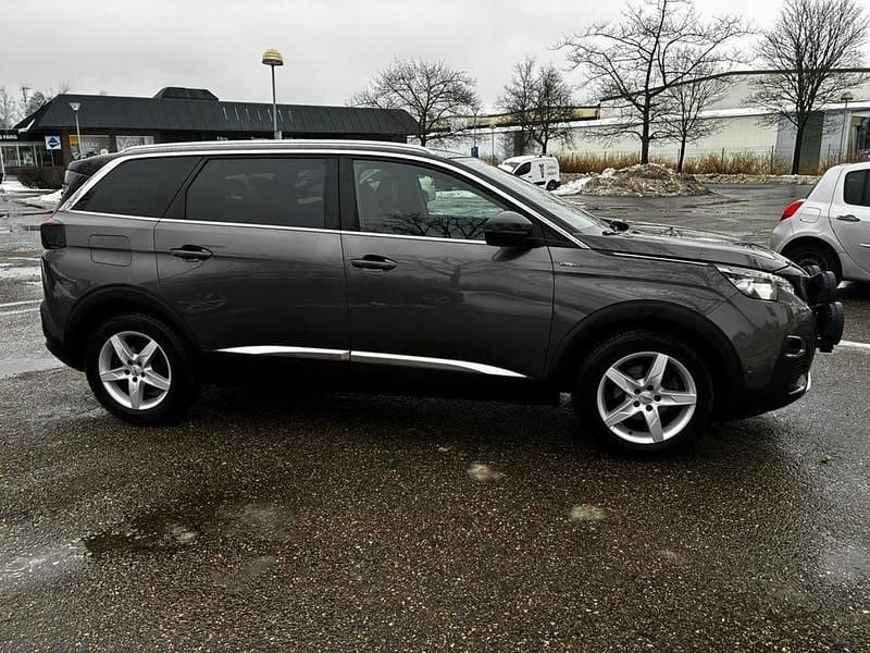 Begagnad Peugeot 5008 165 HK (121 kW) 2017 SUV