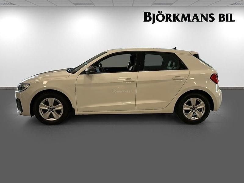 Begagnad Audi A1 Proline 110 HK (80 kW) 2021 Vit SUV
