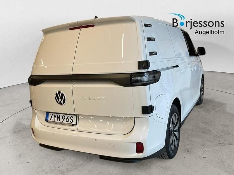 Ny VW ID. Buzz 210 kW (286 HK) 2026 Vit Minibuss