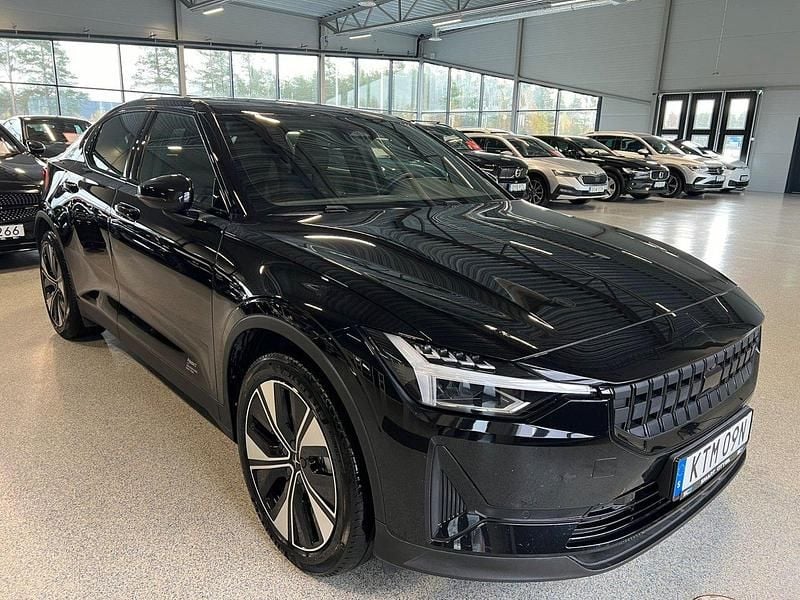 Svart Begagnad 2023 Polestar 2 Standard Range Single Motor Sedan | 299 900 kr (Marknadspris) - Bild 1/4