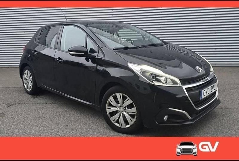 Svart Begagnad 2015 Peugeot 208 Halvkombi | 61 500 kr (Marknadspris) - Bild 1/4