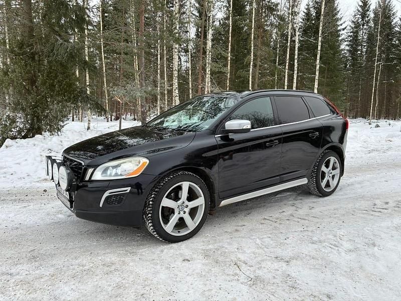 Begagnad 2013 Volvo XC60 SUV | 100 000 kr (Marknadspris) - Bild 1/4