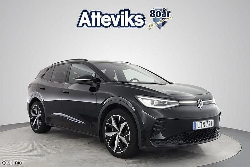 Svart Begagnad 2022 VW ID.4 GTX SUV | 374 900 kr (Marknadspris) - Bild 1/4
