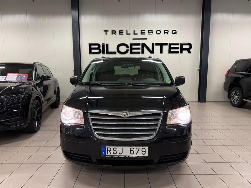 Begagnad Chrysler Grand Voyager 193 HK (141 kW) 2010 Svart Minibuss