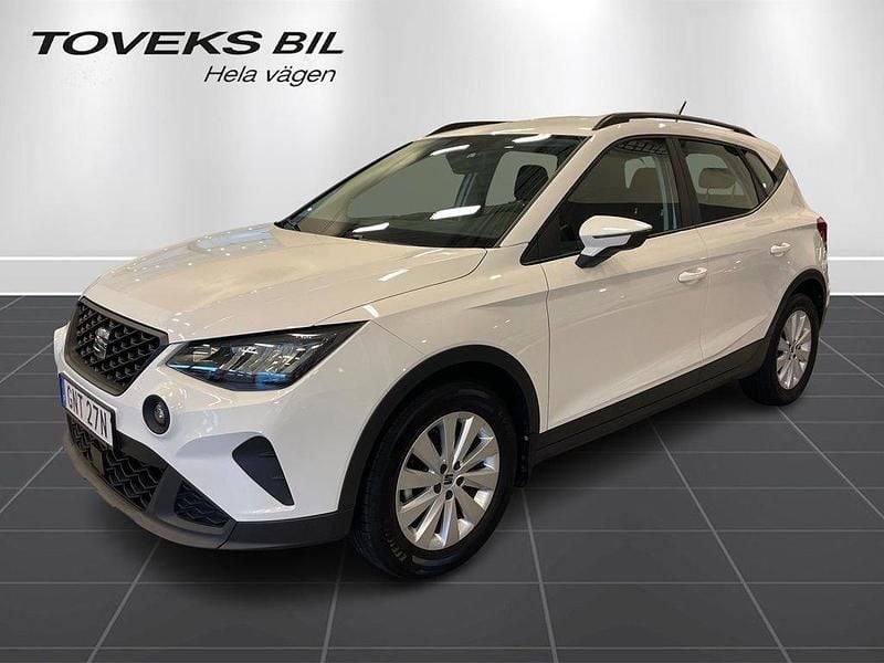 Vit (candy white) Begagnad 2022 Seat Arona SUV | 159 000 kr (Marknadspris) - Bild 1/4