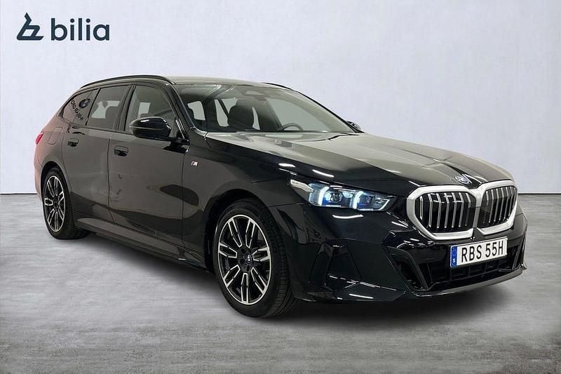 Begagnad BMW 530 M Sport 299 HK (219 kW) 2025 Svart Kombi
