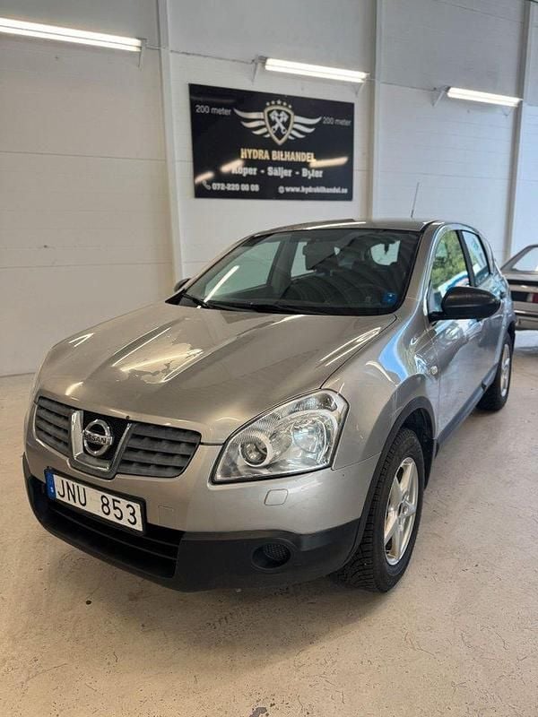 Silver Begagnad 2009 Nissan Qashqai SUV | 23 000 kr (Superpris) - Bild 1/4