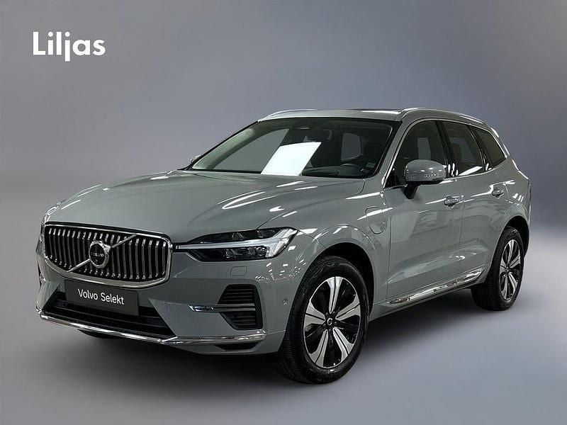 Grå Begagnad 2025 Volvo XC60 Ultra SUV | 579 000 kr (Lite dyr) - Bild 1/3