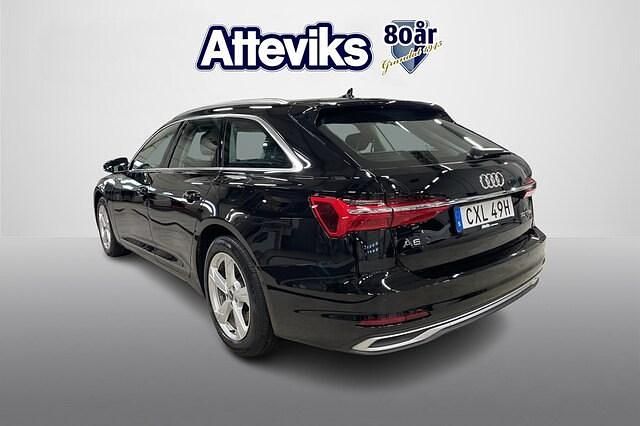Begagnad Audi A6 Sport 304 HK (223 kW) 2023 Brilliantsvart Kombi