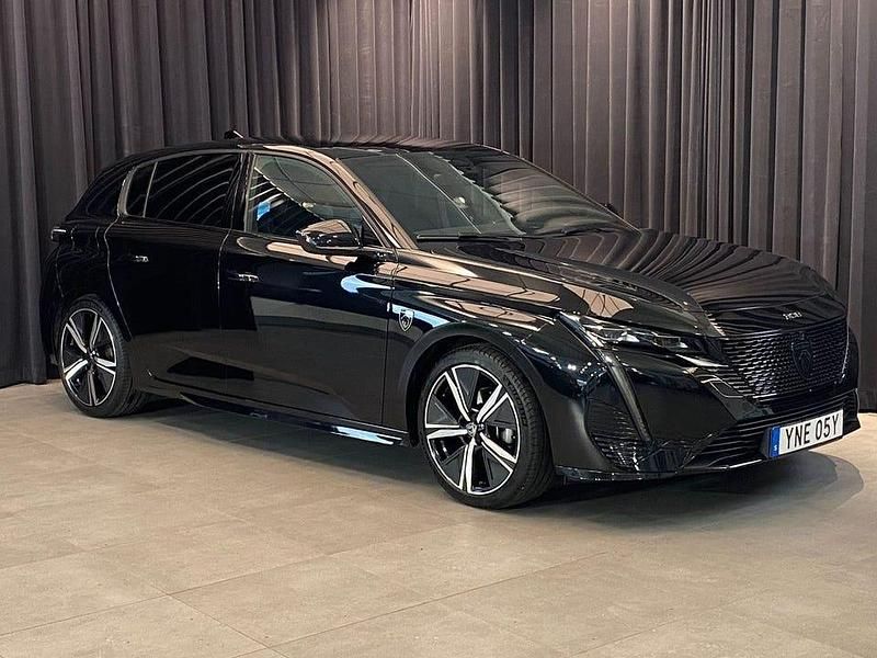 Svart Begagnad 2024 Peugeot 308 GTi Halvkombi | 259 500 kr (Marknadspris) - Bild 1/4