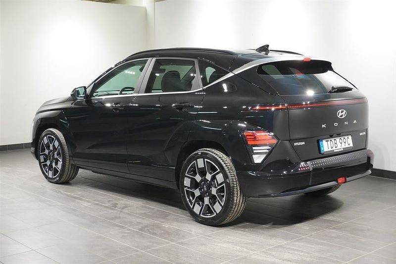 Begagnad Hyundai Kona Advanced 160 kW (218 HK) 2023 Svart SUV