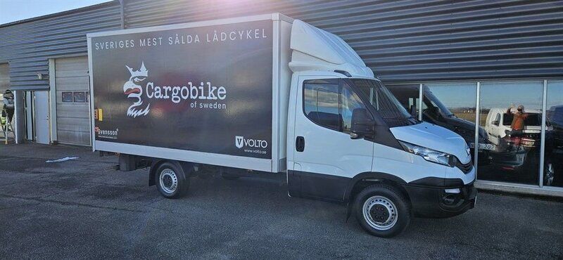 Vit Begagnad 2018 Iveco Daily Van | 349 000 kr - Bild 1/4