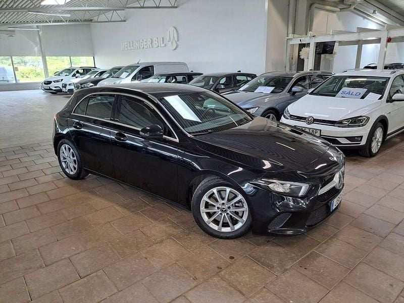 Begagnad Mercedes A250 Progressive 225 HK (165 kW) 2020 Svart Halvkombi