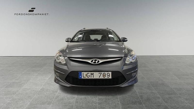 Begagnad Hyundai i30 116 HK (85 kW) 2011 Grå Kombi