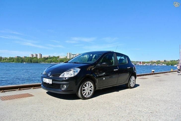Svart Begagnad 2008 Renault Clio R.S. Halvkombi | 49 900 kr (Lite dyr) - Bild 1/4