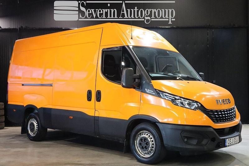 Vit Begagnad 2020 Iveco Daily Van | 129 000 kr - Bild 1/4