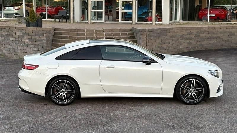 Begagnad Mercedes E400 334 HK (245 kW) 2017 Vit Sportkupé