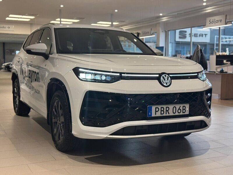 Ny 2025 VW Tayron R SUV | 423 200 kr - Bild 1/4
