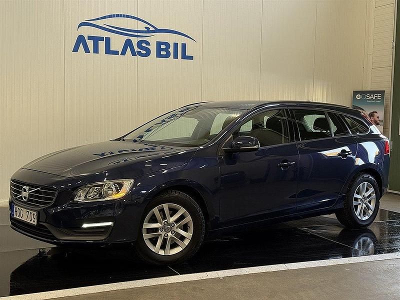 Blå Begagnad 2013 Volvo V60 Kinetic Kombi | 129 900 kr (Marknadspris) - Bild 1/4