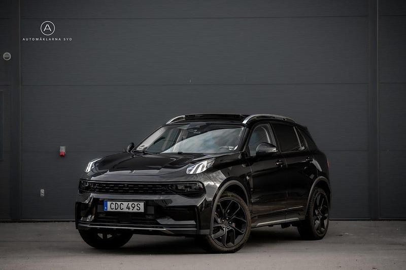 Svart Begagnad 2022 Lynk & Co 01 SUV | 329 900 kr (Dyr) - Bild 1/4