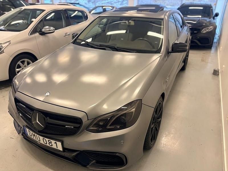 Begagnad Mercedes E63 AMG Avantgarde 525 HK (386 kW) 2010 Grå Sedan