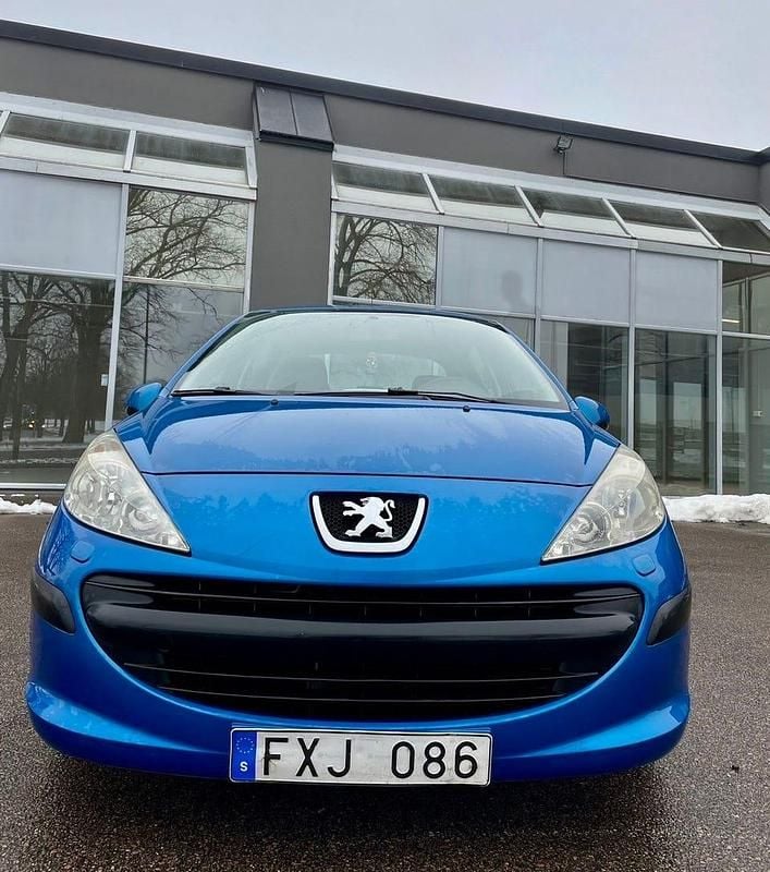Begagnad Peugeot 207 88 HK (64 kW) 2007