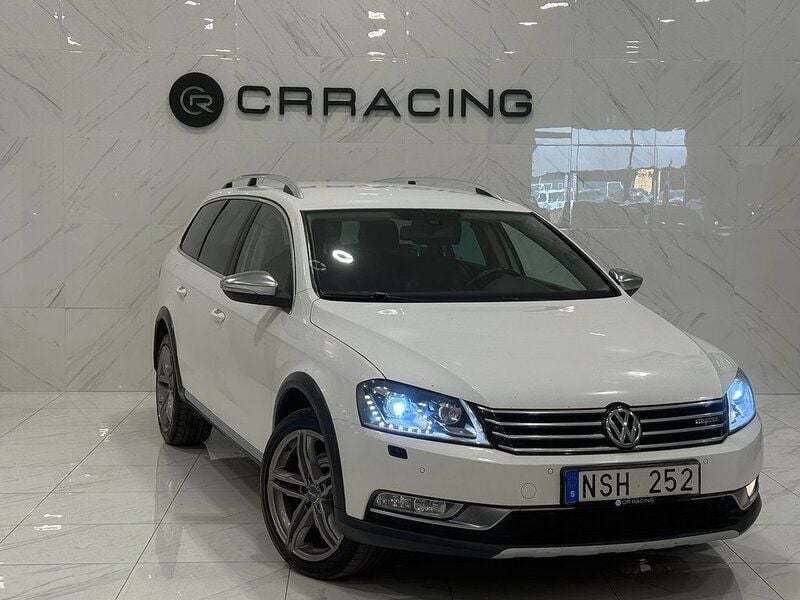 Vit Begagnad 2012 VW Passat Alltrack Kombi | 69 900 kr (Lite dyr) - Bild 1/4