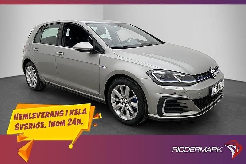 Silver Begagnad 2020 VW Golf VII GTE | 209 800 kr (Marknadspris) - Bild 1/3