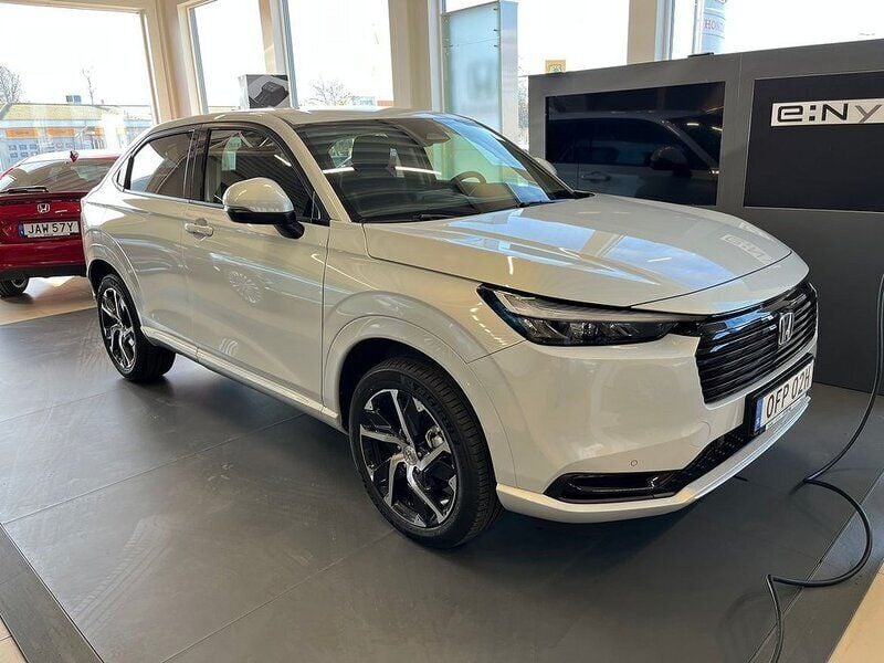 Vit Ny 2024 Honda HR-V SUV | 408 900 kr (Dyr) - Bild 1/4