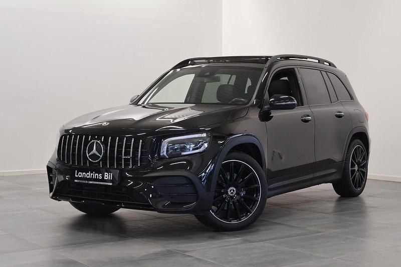 Svart Begagnad 2022 Mercedes GLB200 AMG SUV | 399 000 kr (Marknadspris) - Bild 1/4